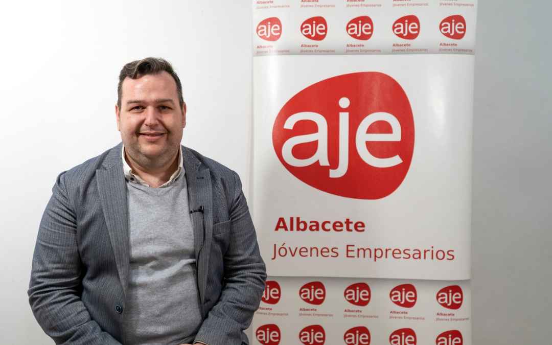 Luis Morcillo: «Desde AJE, siempre te voy a facilitar la respuesta lo más rápido posible»